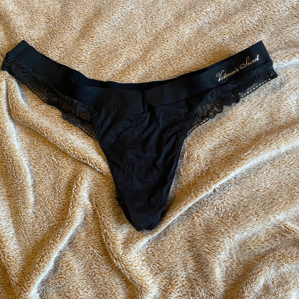 Victoria’s Secret lace thong